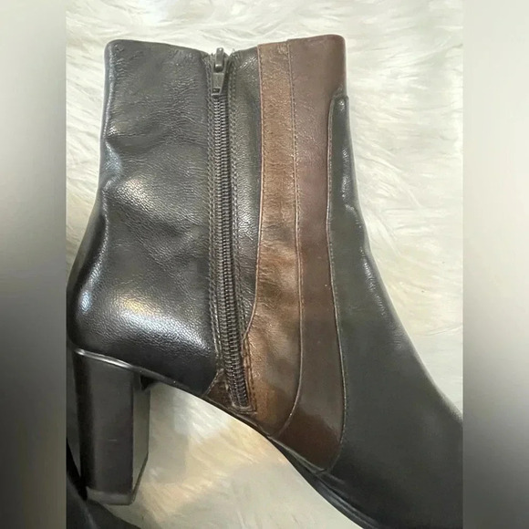 Liz Claiborne Flex Trinity Leather Ankle Boots Reddish Brown Size 8.5 - Picture 6 of 14